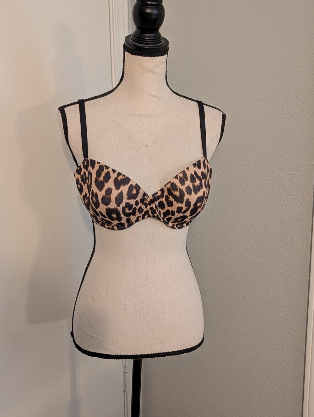 Savage X Fenty Leopard Print 36D